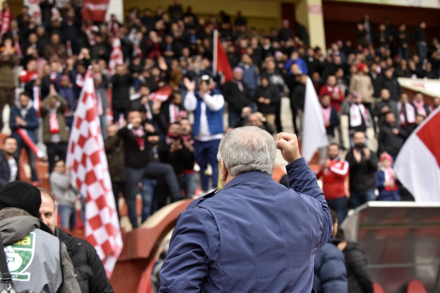 Gümüş sahasındaki ilk mağlubiyetini aldı: 0-2 2