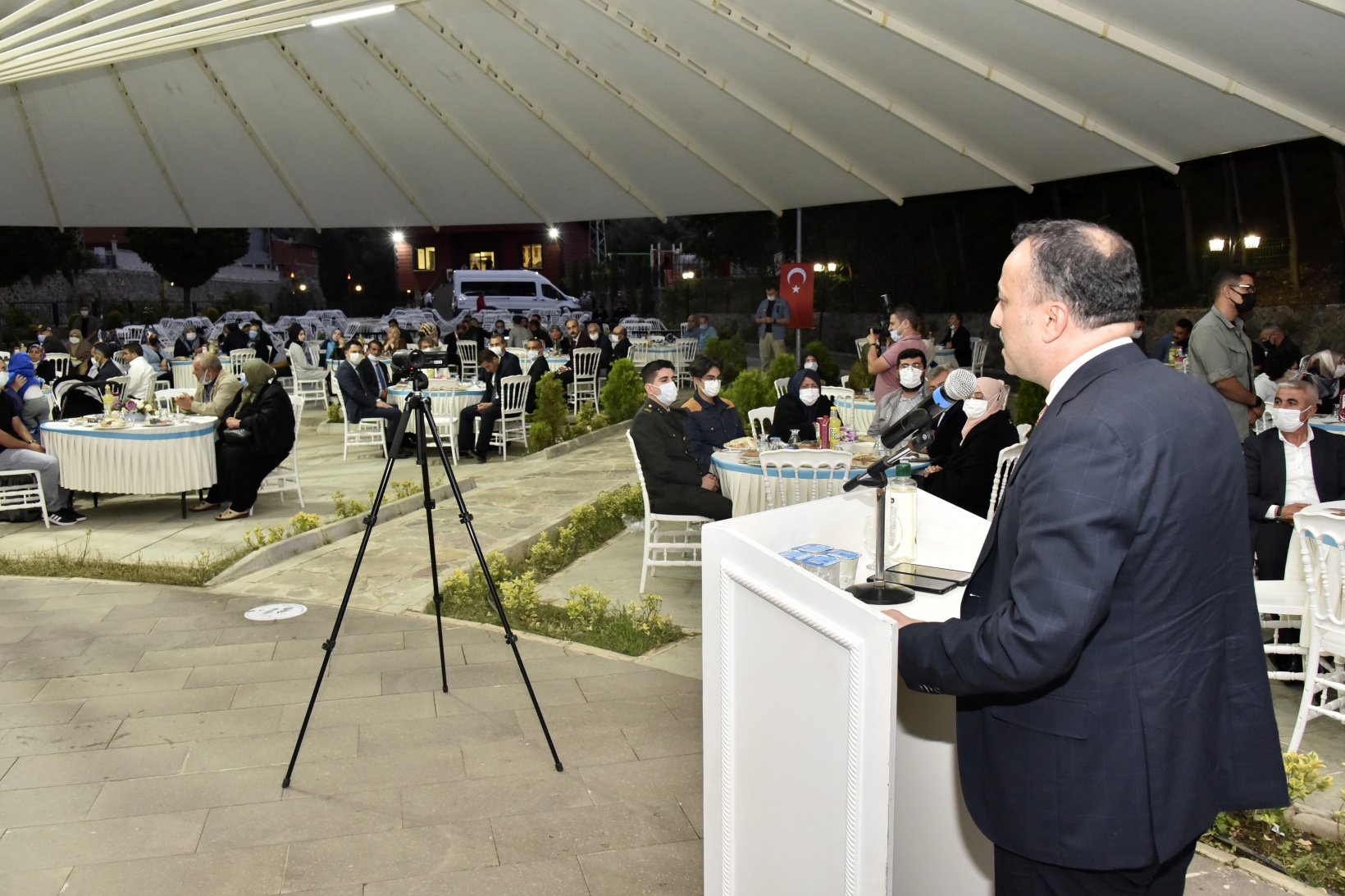 Gümüşhane’de şehit aileleri ve gaziler onuruna yemek verildi 18