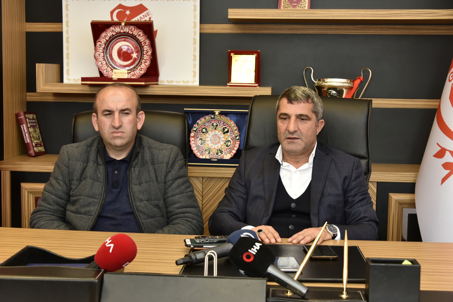 Karagöz'den hem taraftarlara hem de emniyete sağduyu çağrısı 8