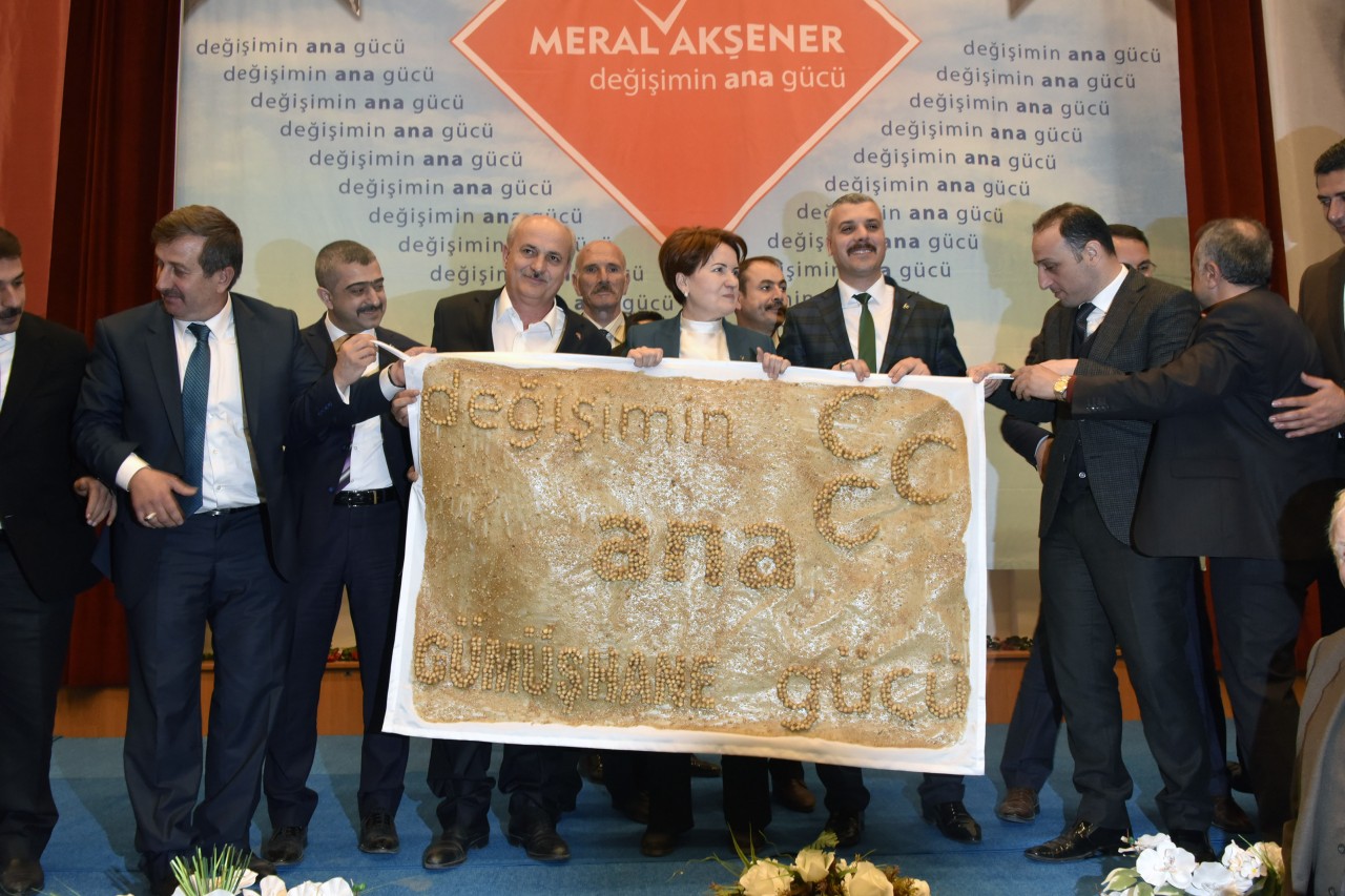 Akşener Gümüşhane’de 30