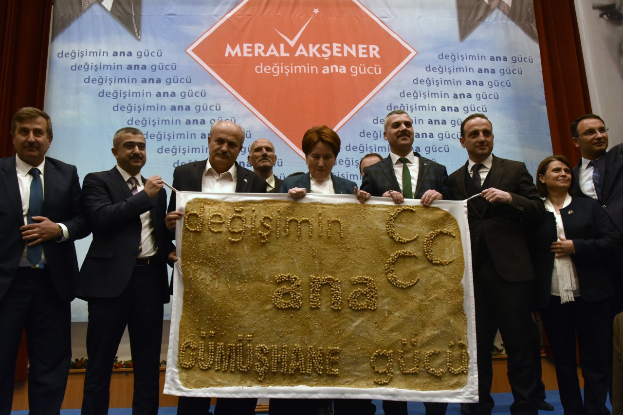 Akşener Gümüşhane’de 31