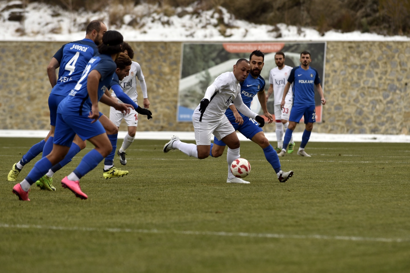 Gümüş sahasındaki ilk mağlubiyetini aldı: 0-2 32