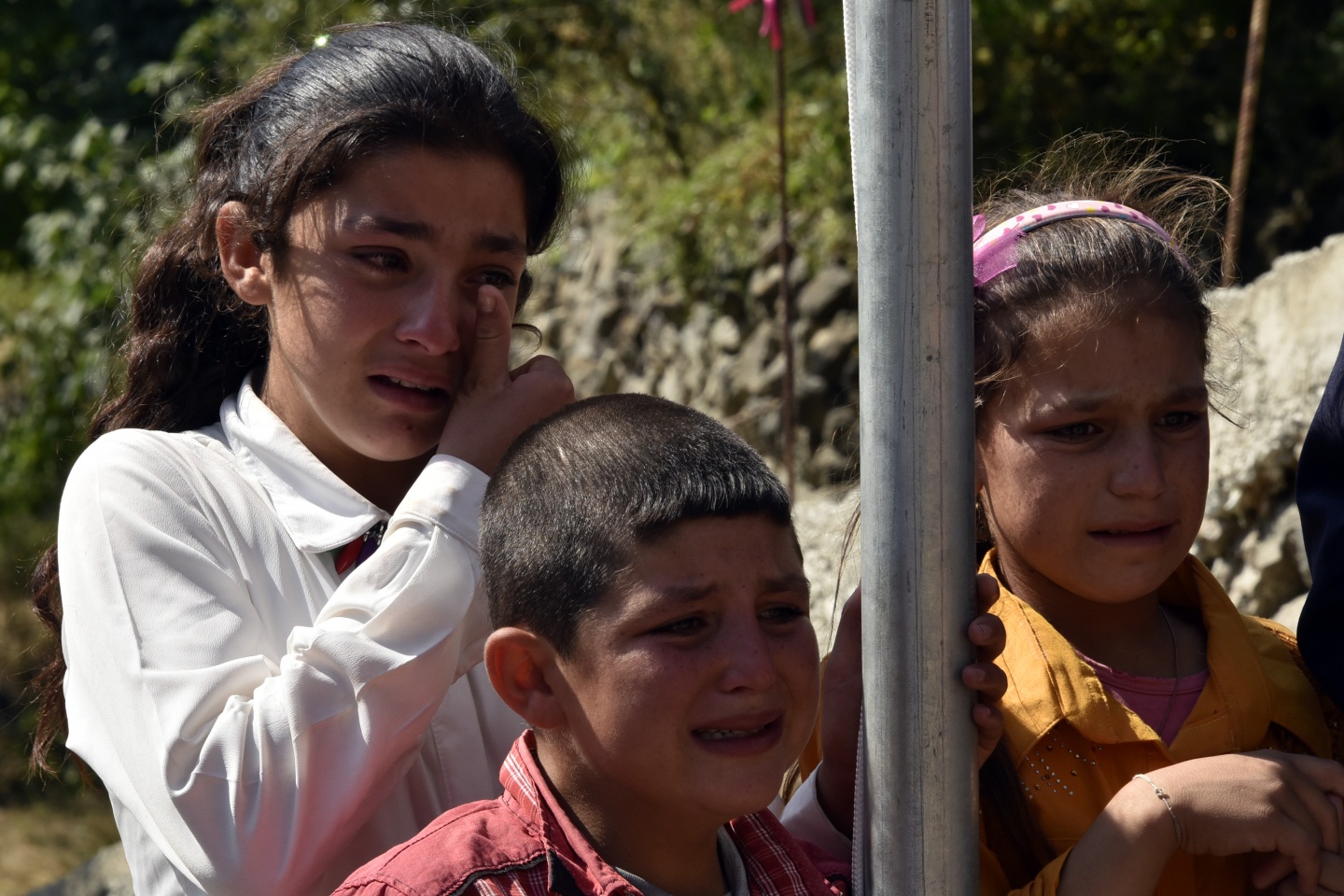 Şehit öğretmen Necmettin Yılmaz’ın öğrencilerinden ailesine taziye ziyareti 18