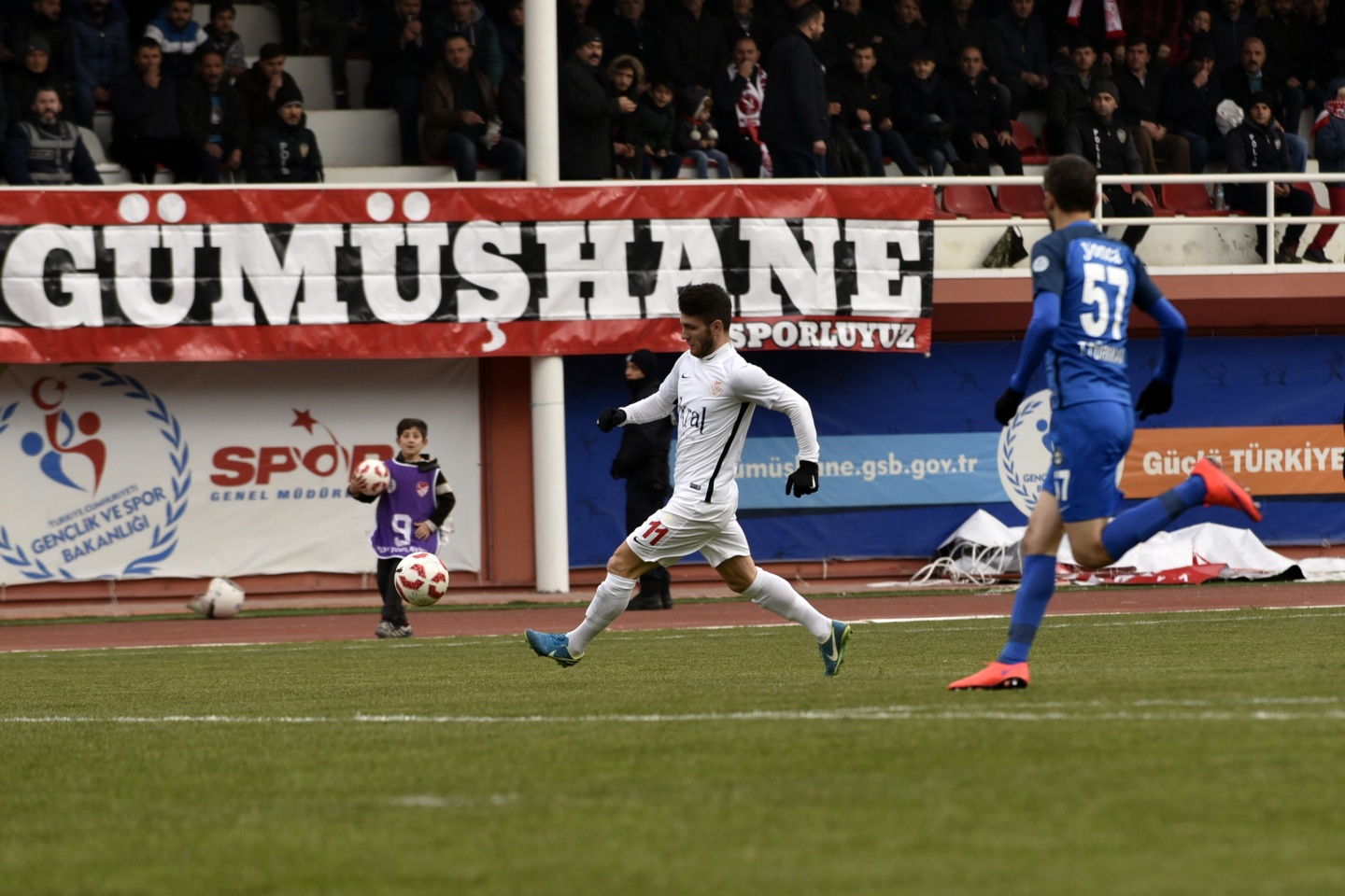 Gümüş sahasındaki ilk mağlubiyetini aldı: 0-2 43