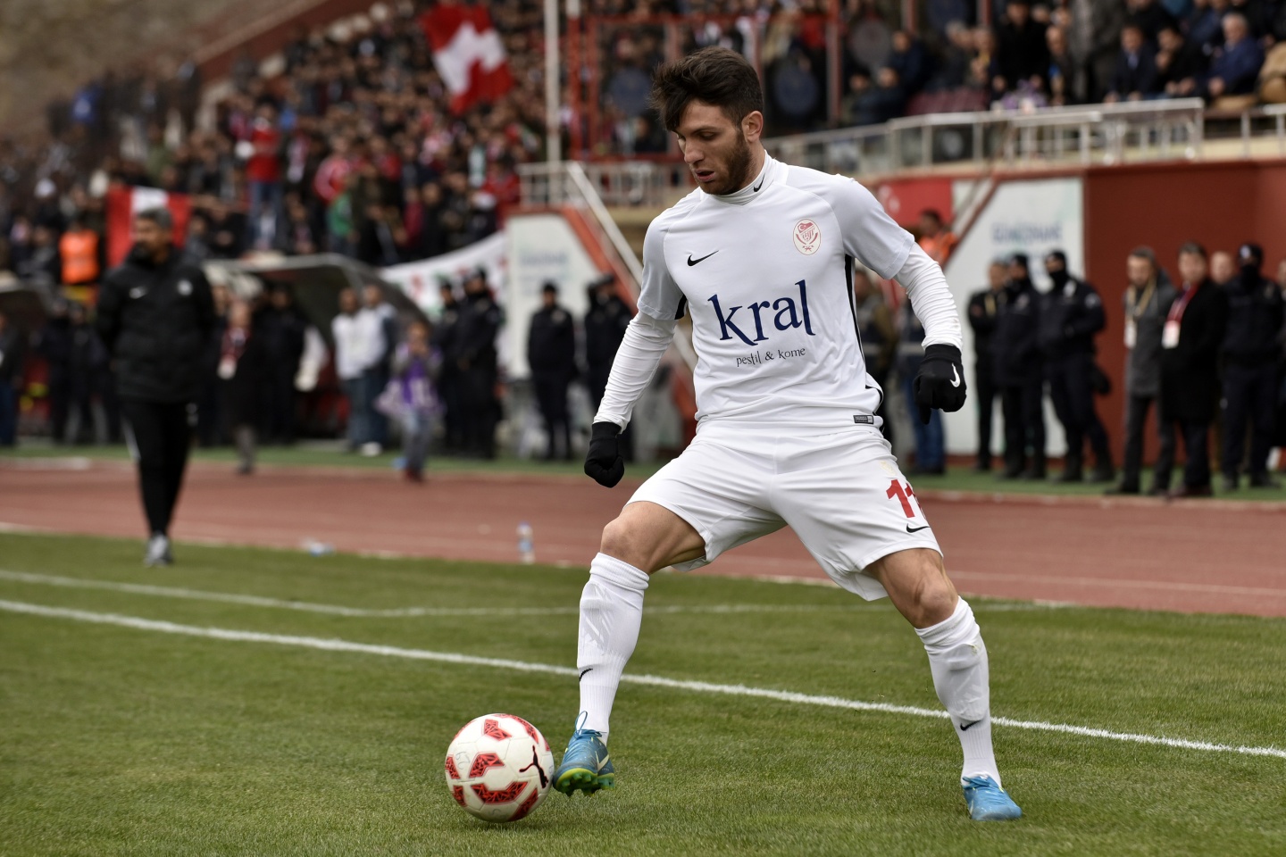 Gümüş sahasındaki ilk mağlubiyetini aldı: 0-2 47