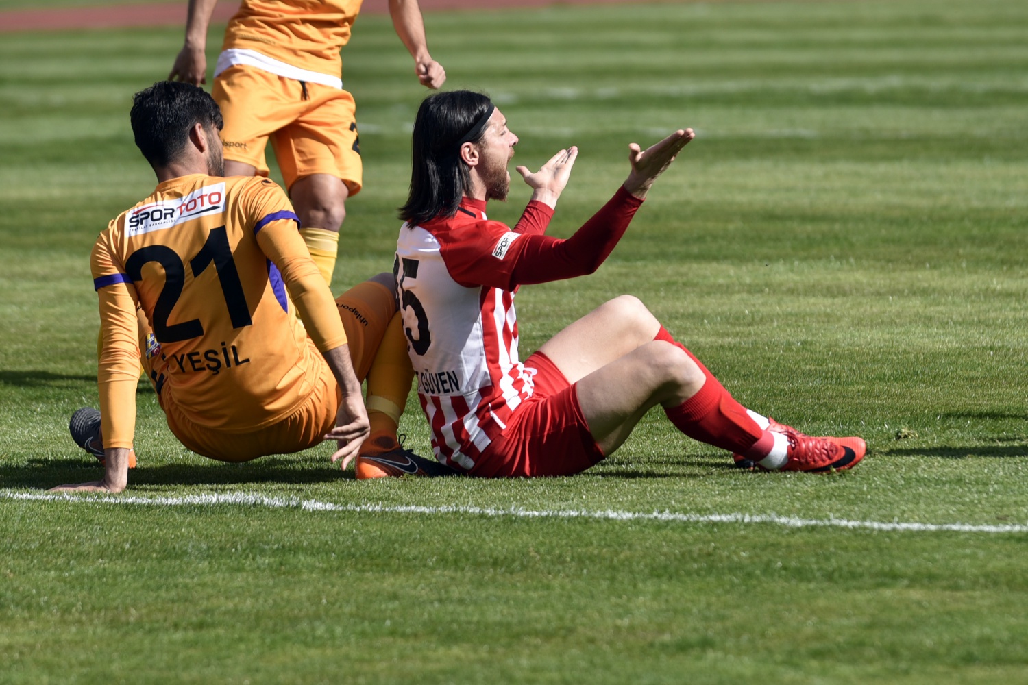 Gümüş, Eyüp'le yenişemedi: 1-1 12