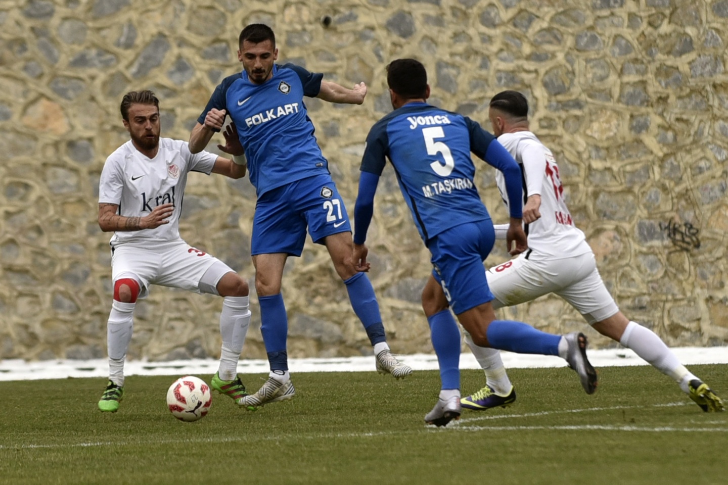 Gümüş sahasındaki ilk mağlubiyetini aldı: 0-2 67