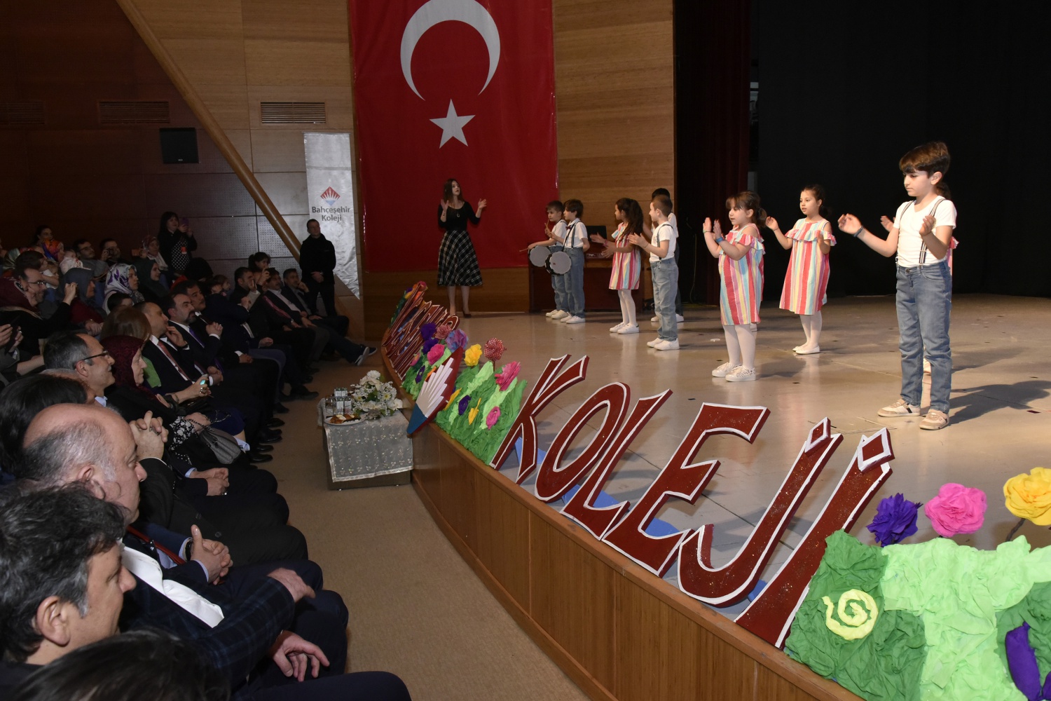 Bahçeşehir Koleji’nden ‘Hoş Geldin Bahar’ programı 70