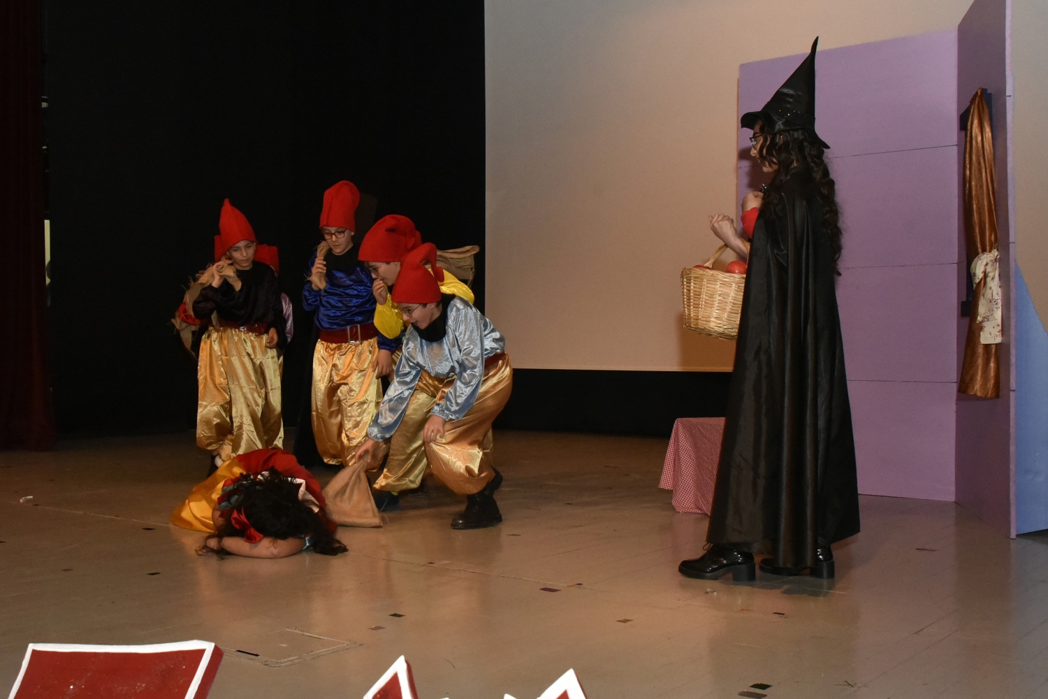 Bahçeşehir Koleji’nden ‘Hoş Geldin Bahar’ programı 23