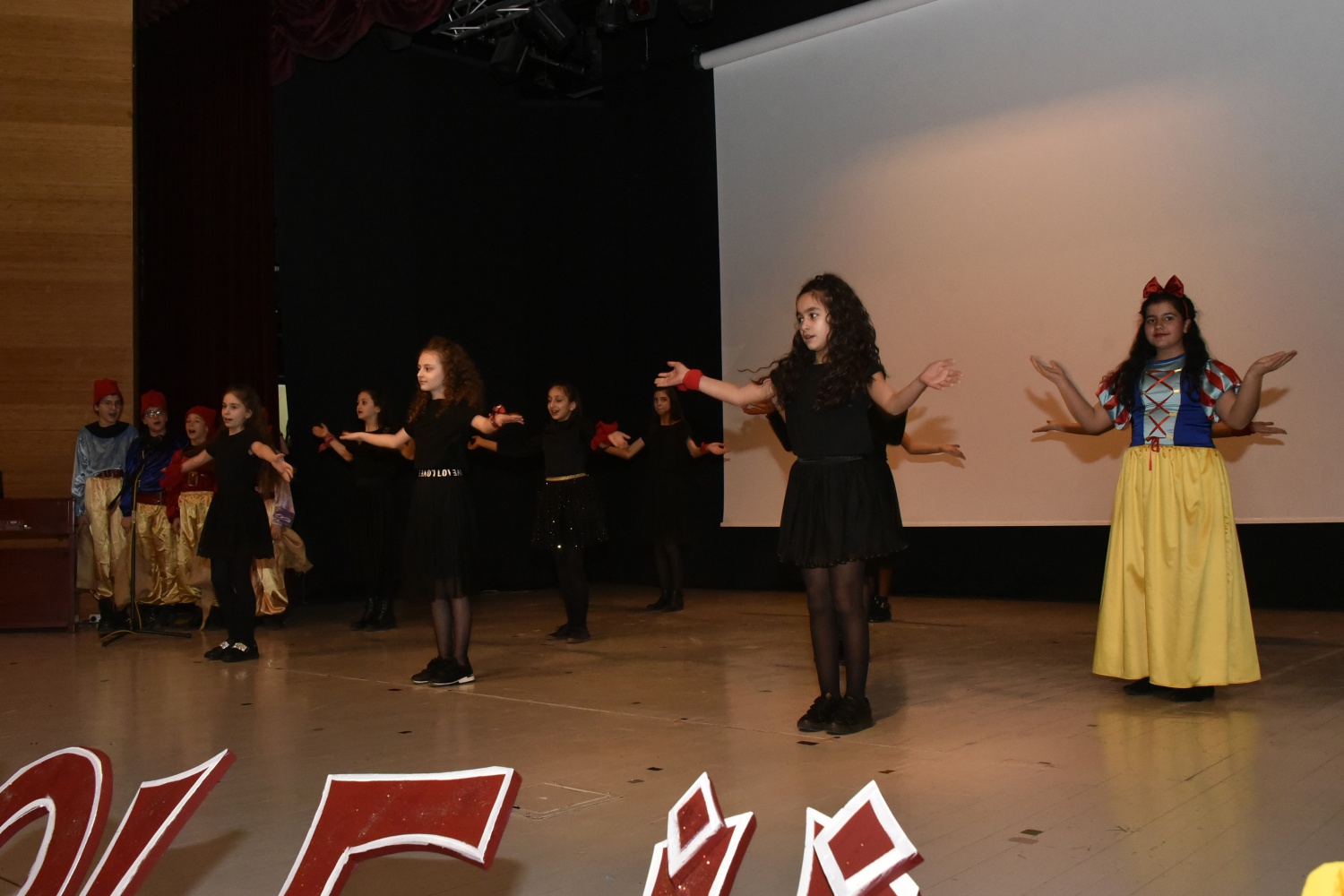 Bahçeşehir Koleji’nden ‘Hoş Geldin Bahar’ programı 19