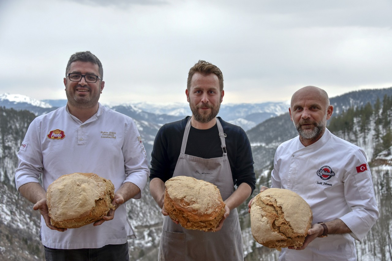 Ödüllü Gurme Gümüşhane Ekmeğinin Peşine Düştü 17