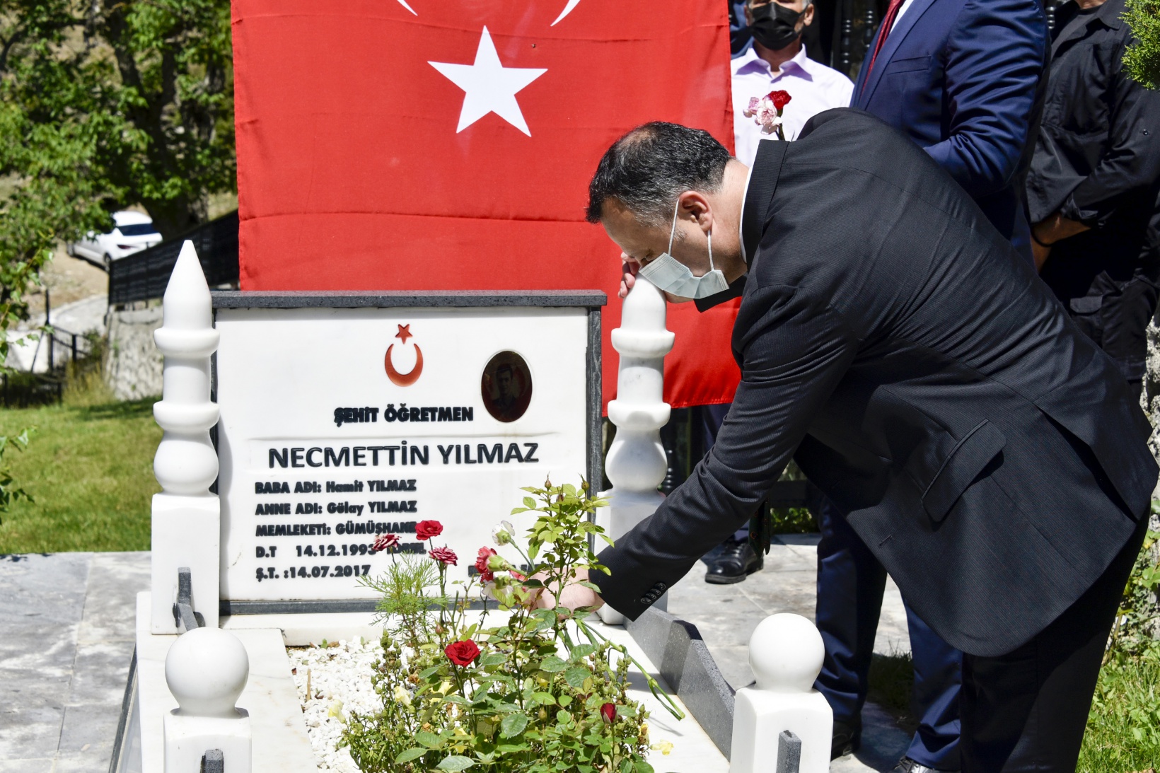 Necmettin Öğretmen şehadetinin 4.yılında kabri başında anıldı 2