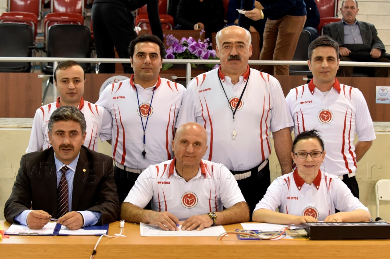 Olmadı kızlar: 2-3 1