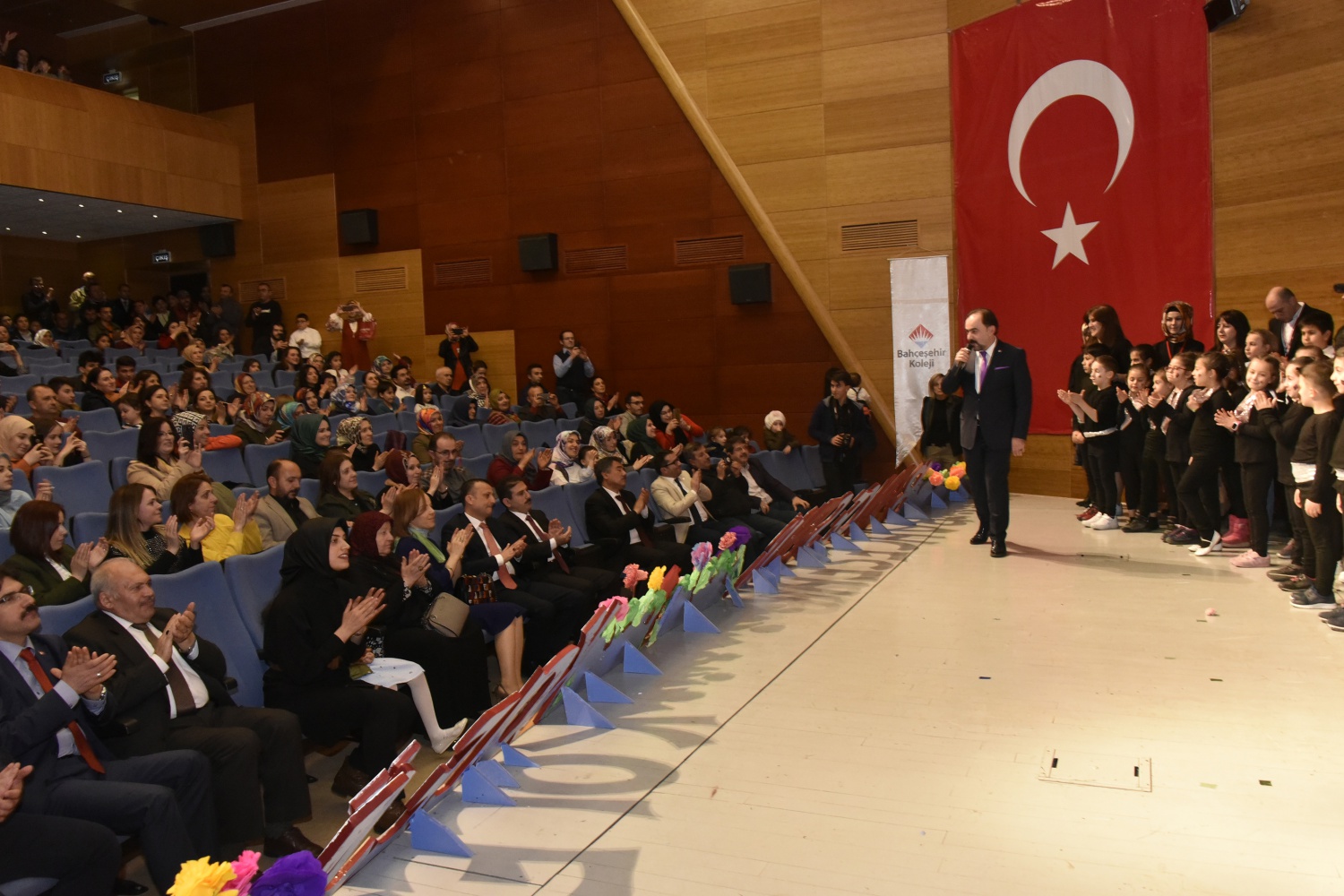 Bahçeşehir Koleji’nden ‘Hoş Geldin Bahar’ programı 37