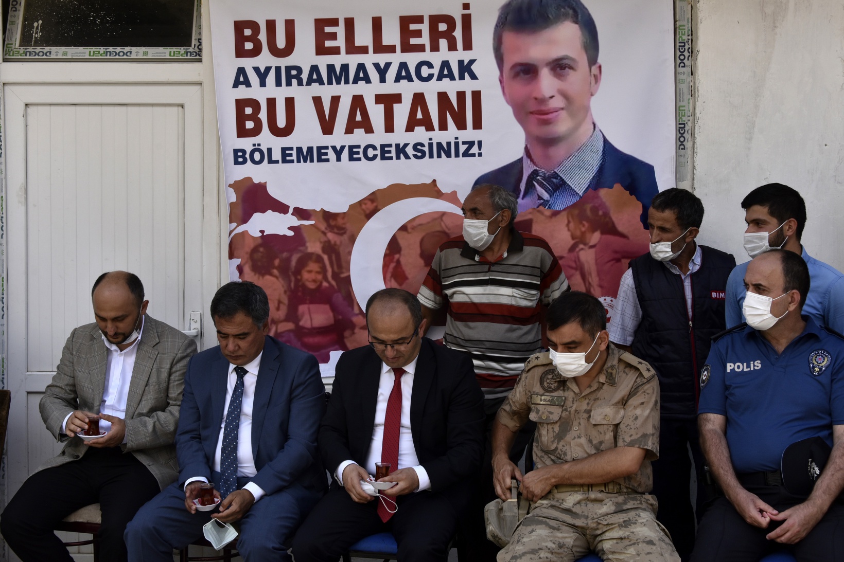 Necmettin Öğretmen şehadetinin 4.yılında kabri başında anıldı 16