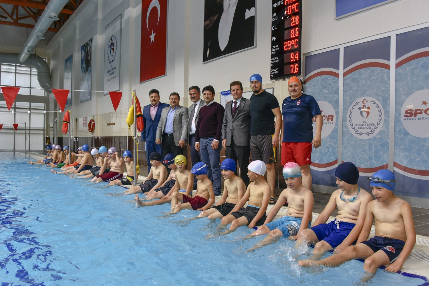 Gümüşhane’de ‘Yüzme bilmeyen kalmasın’ projesi başladı 6