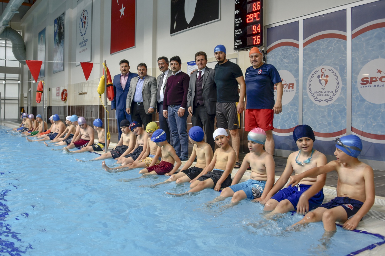 Gümüşhane’de ‘Yüzme bilmeyen kalmasın’ projesi başladı 18