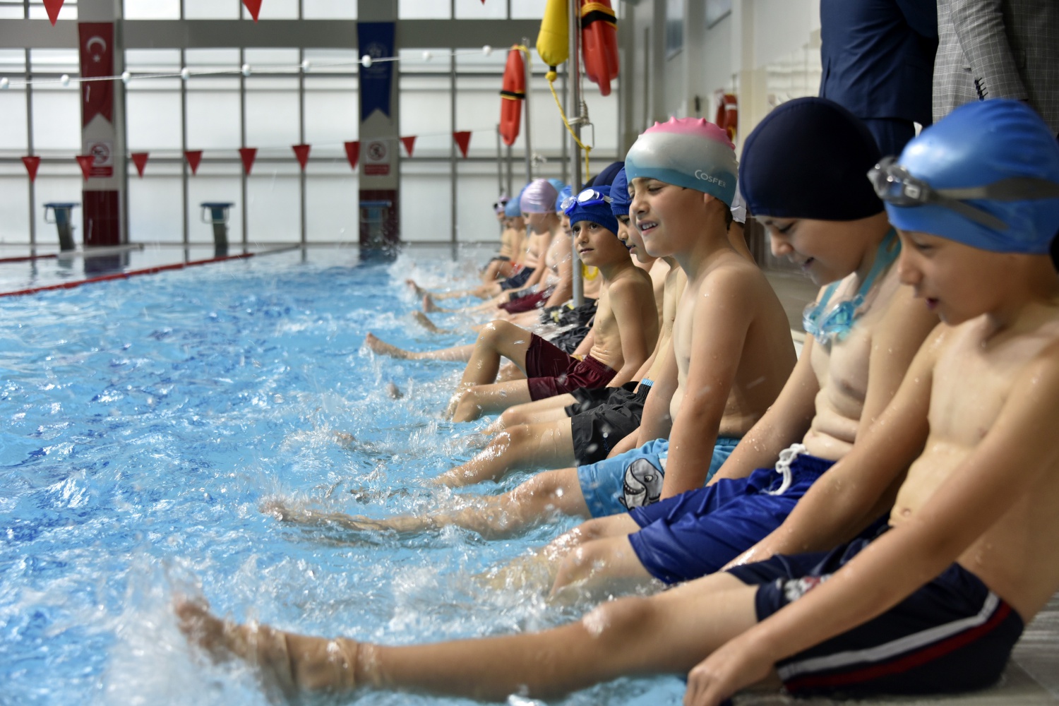 Gümüşhane’de ‘Yüzme bilmeyen kalmasın’ projesi başladı 10