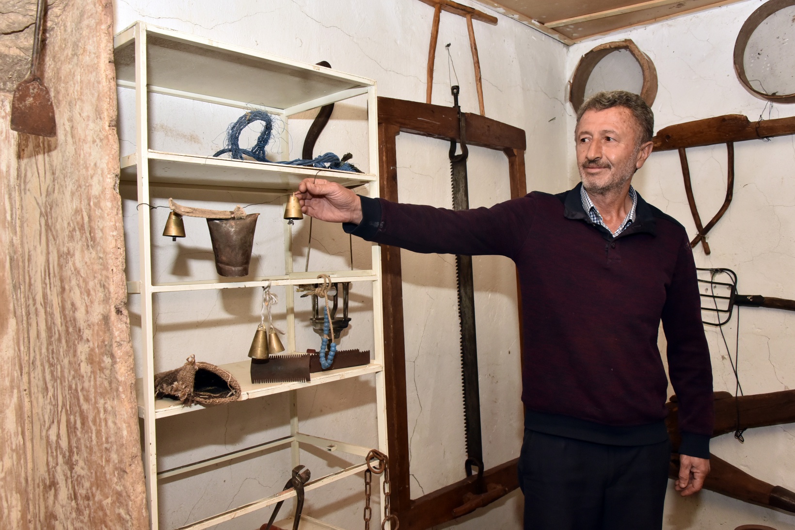 Atmaya kıyamadığı eski eşyalarla köy evini müzeye çevirdi 10