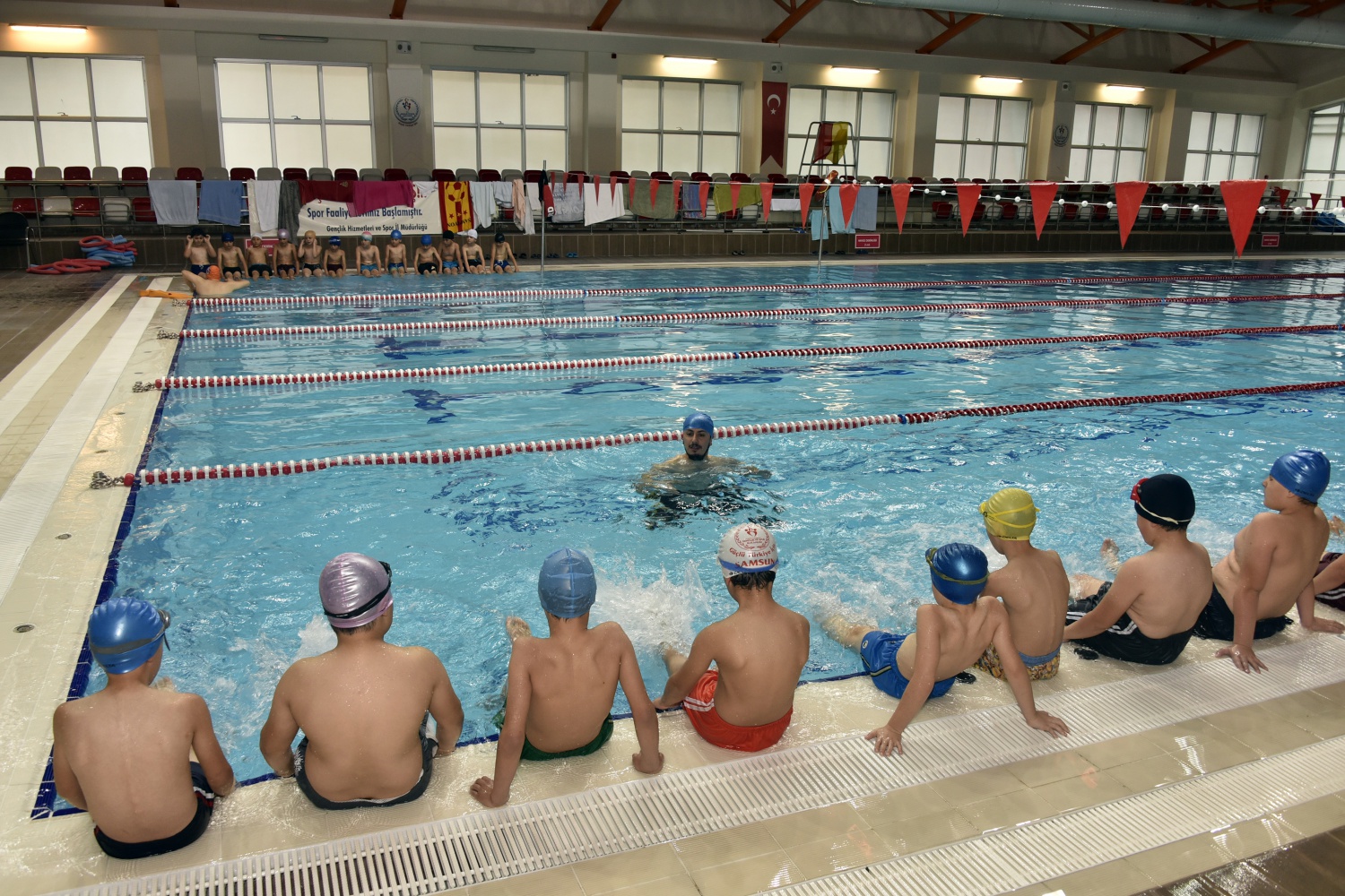 Gümüşhane’de ‘Yüzme bilmeyen kalmasın’ projesi başladı 24