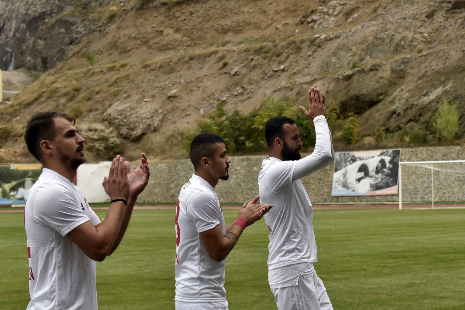 Gümüş evinde 1 puana razı oldu: 1-1 10