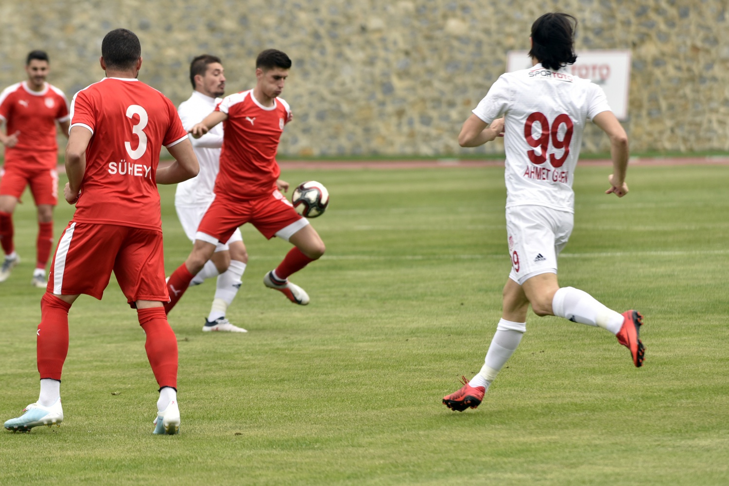 Gümüş evinde 1 puana razı oldu: 1-1 16