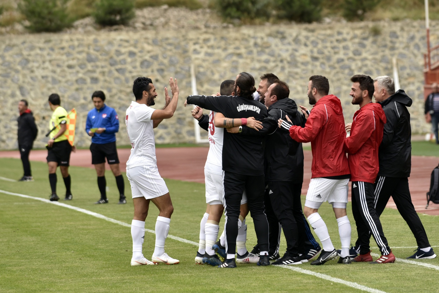 Gümüş evinde 1 puana razı oldu: 1-1 26