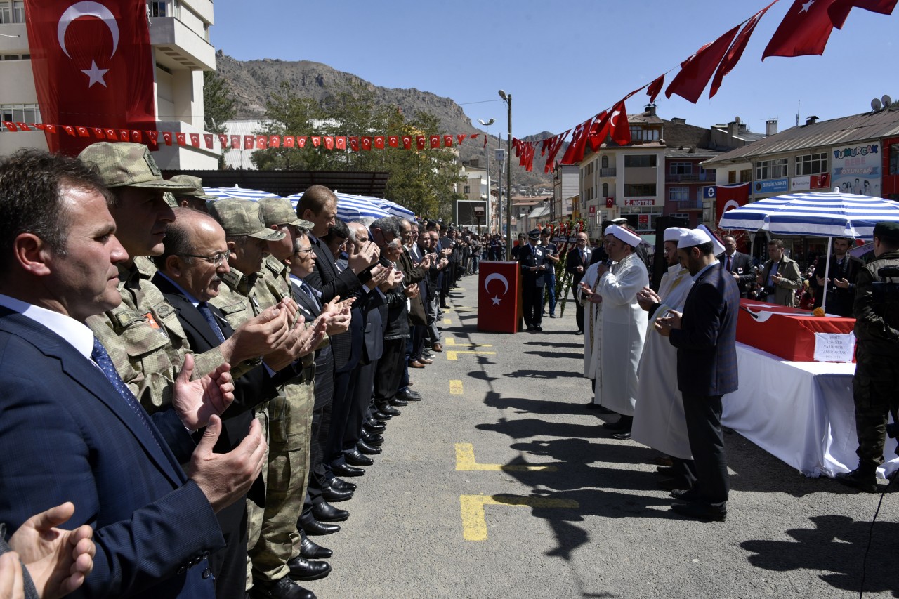 Gümüşhane Şehit Komiserini Uğurladı 29