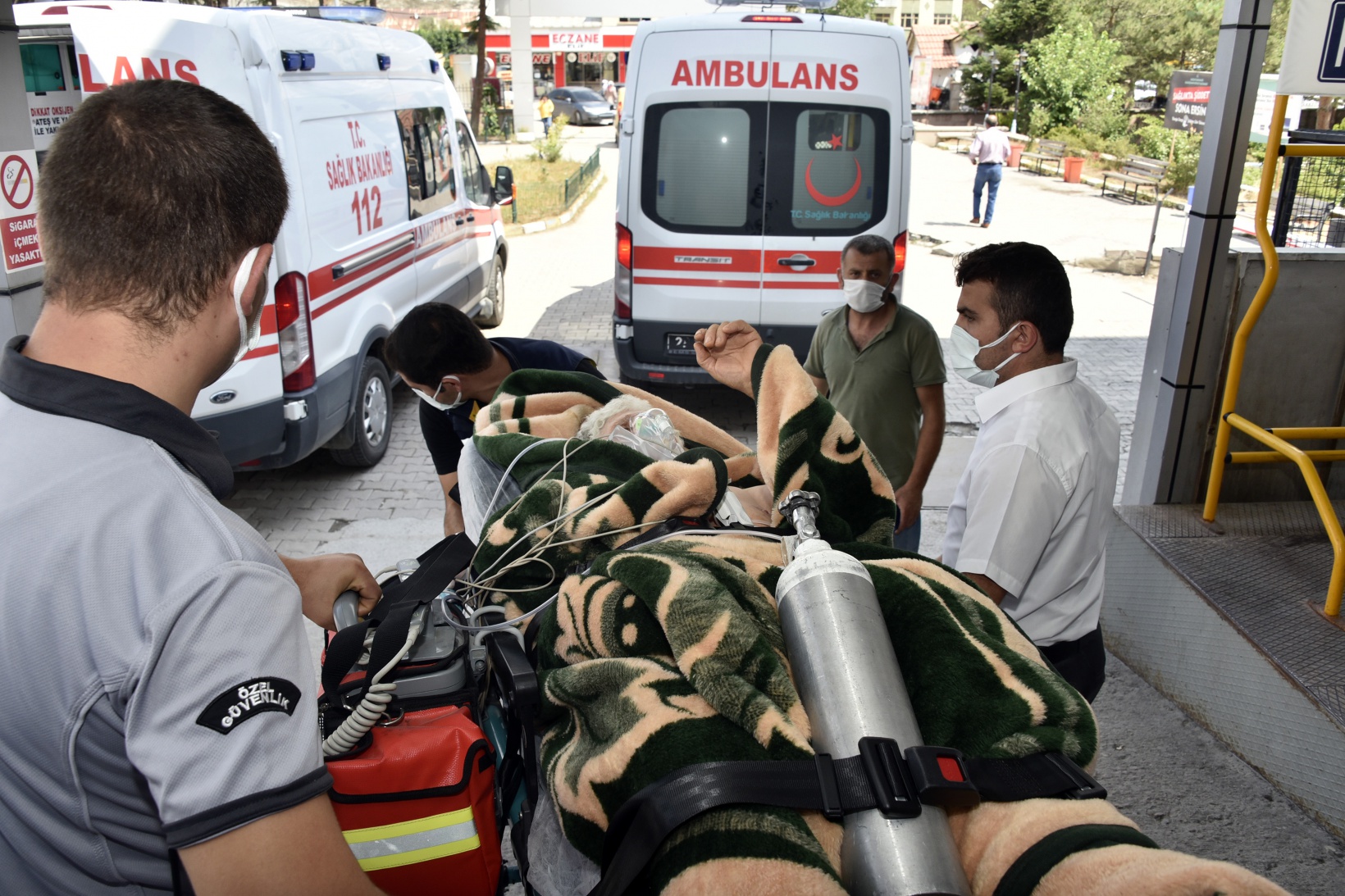 Jeneratörden çıkan egzoz gazı faciaya sebep oldu: 1 ölü 2