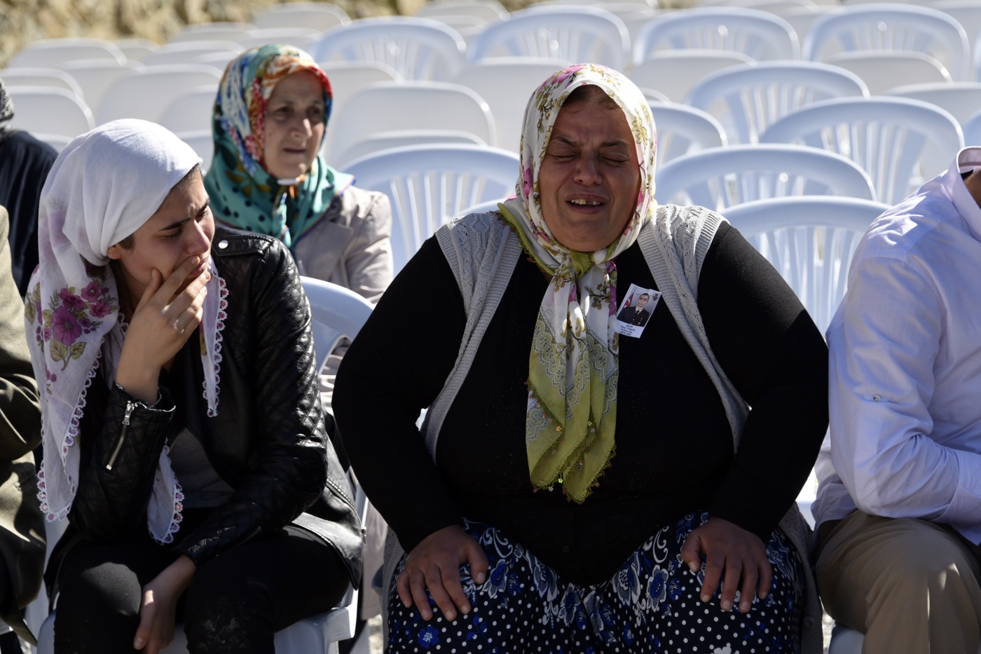 Şehit Uzman Çavuş Tunçel son yolculuğuna uğurlandı 3