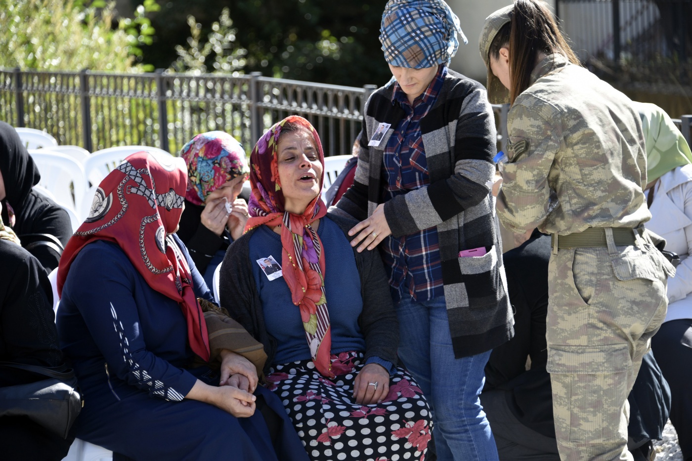 Şehit Uzman Çavuş Tunçel son yolculuğuna uğurlandı 4