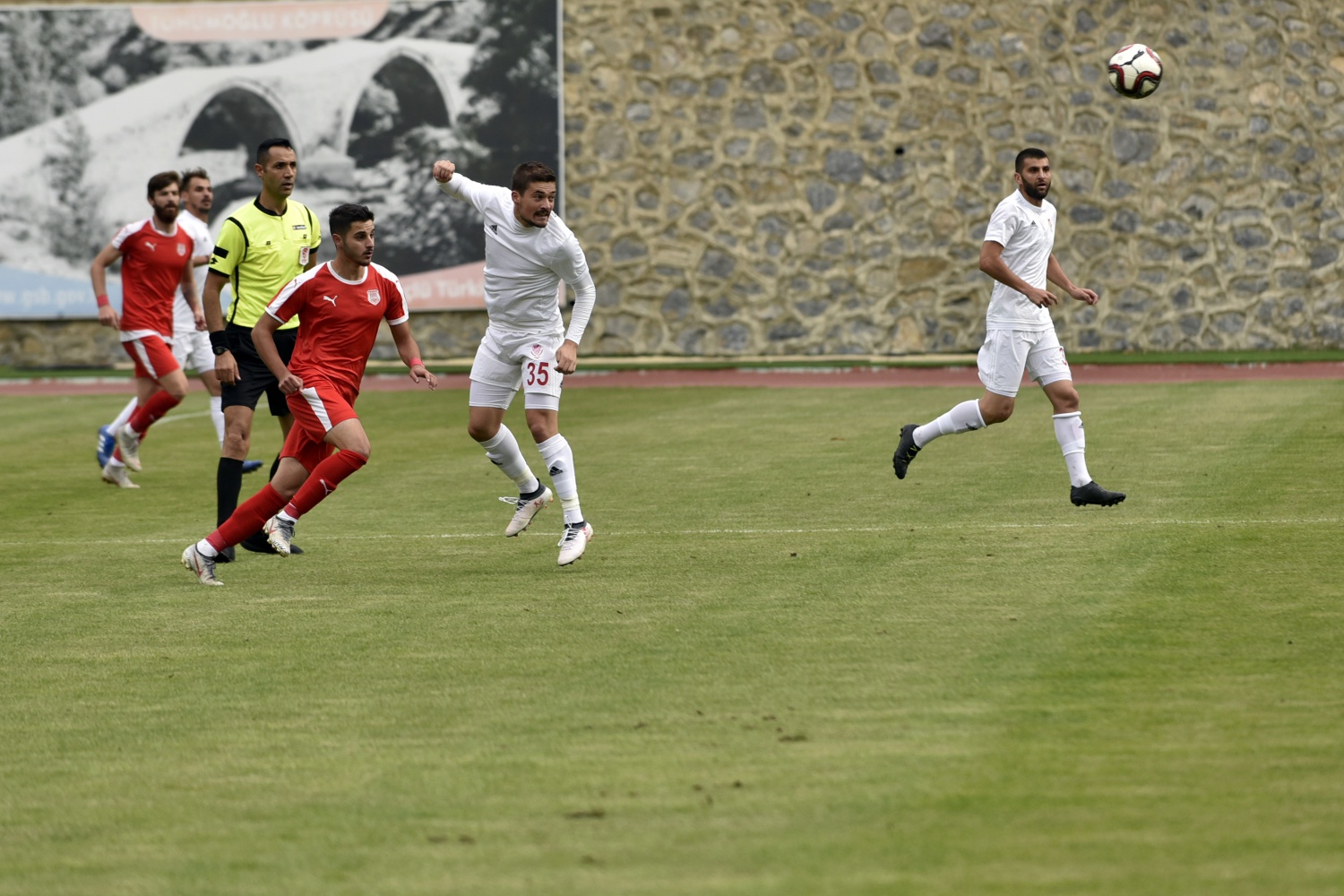 Gümüş evinde 1 puana razı oldu: 1-1 72