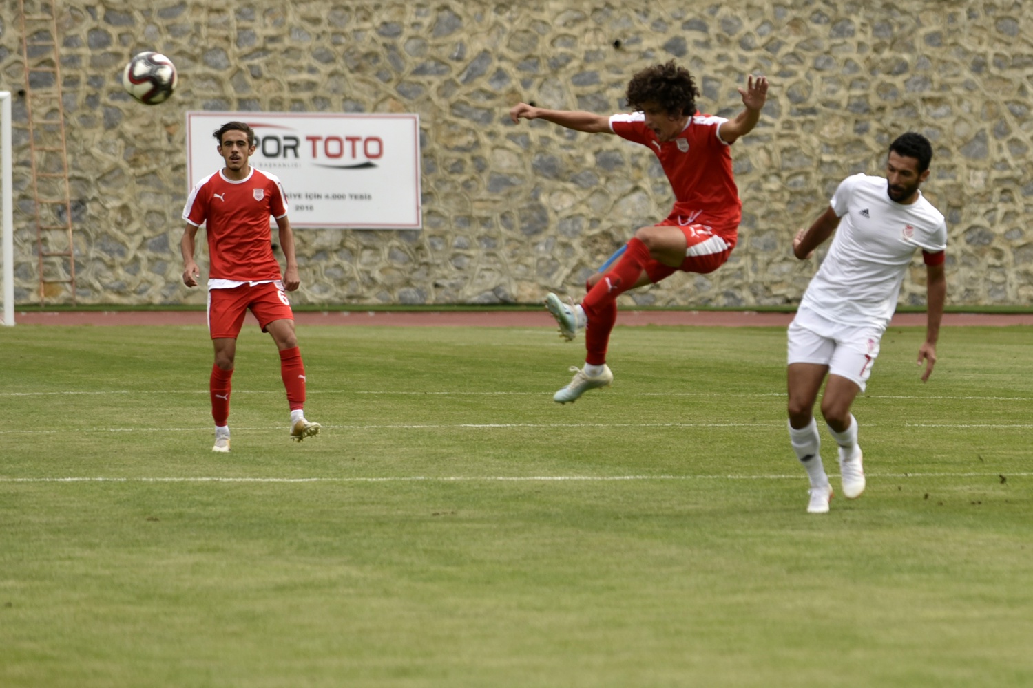 Gümüş evinde 1 puana razı oldu: 1-1 59