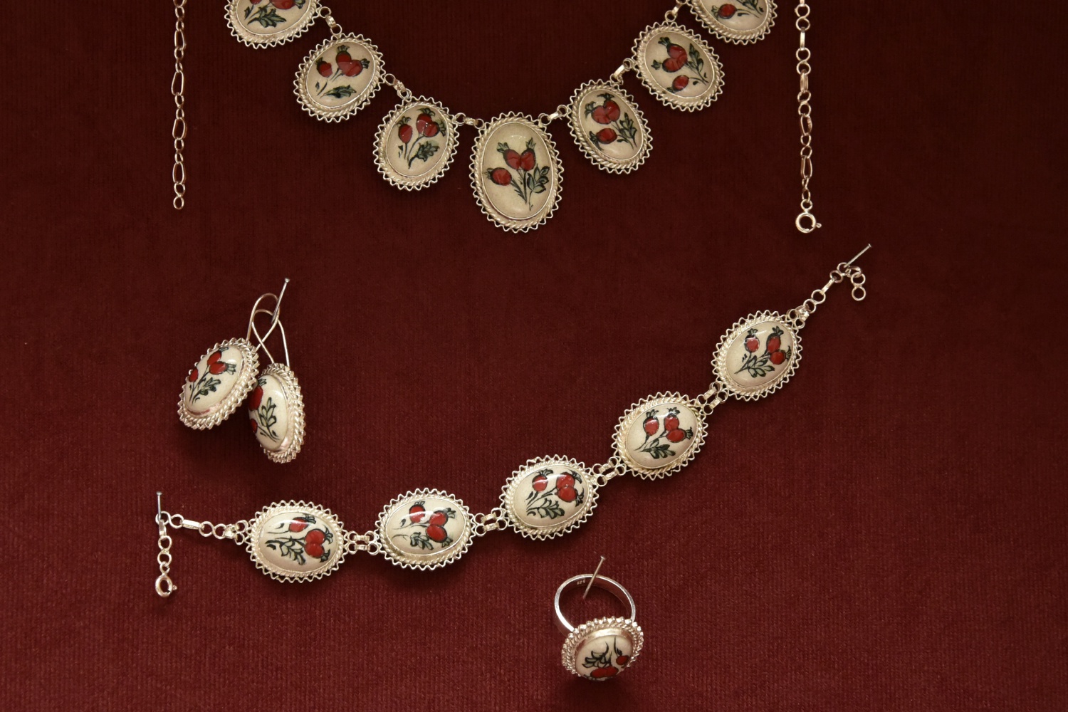 Adını verdiği şehrin kadınlarına ekmek kapısı oldu 15