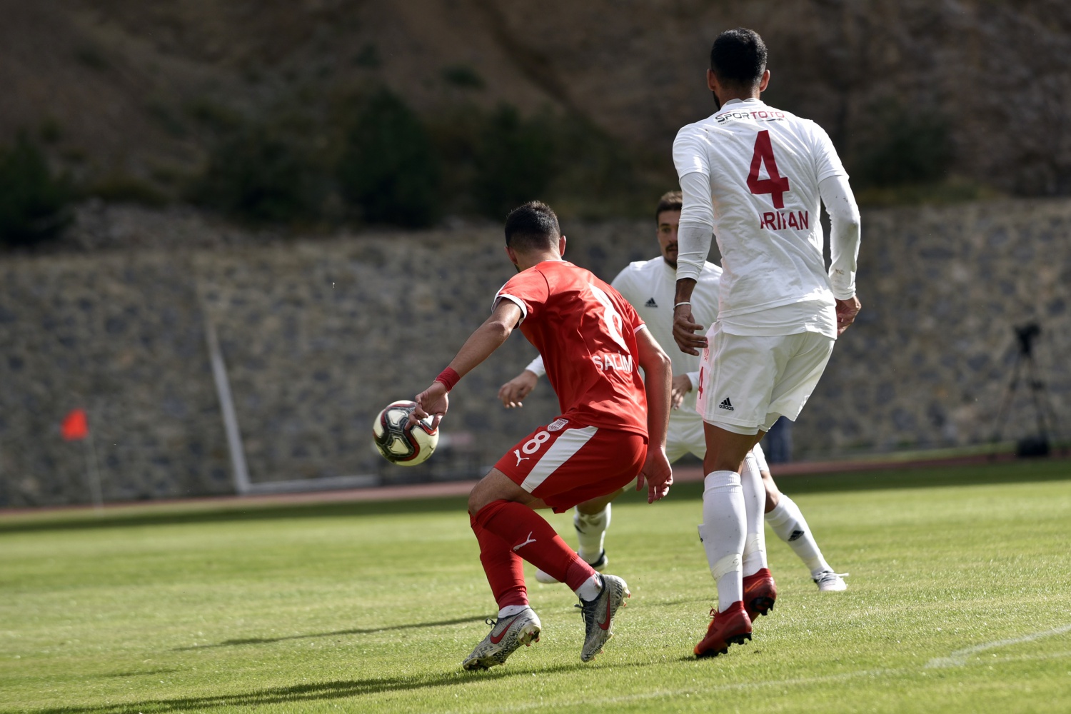 Gümüş evinde 1 puana razı oldu: 1-1 70