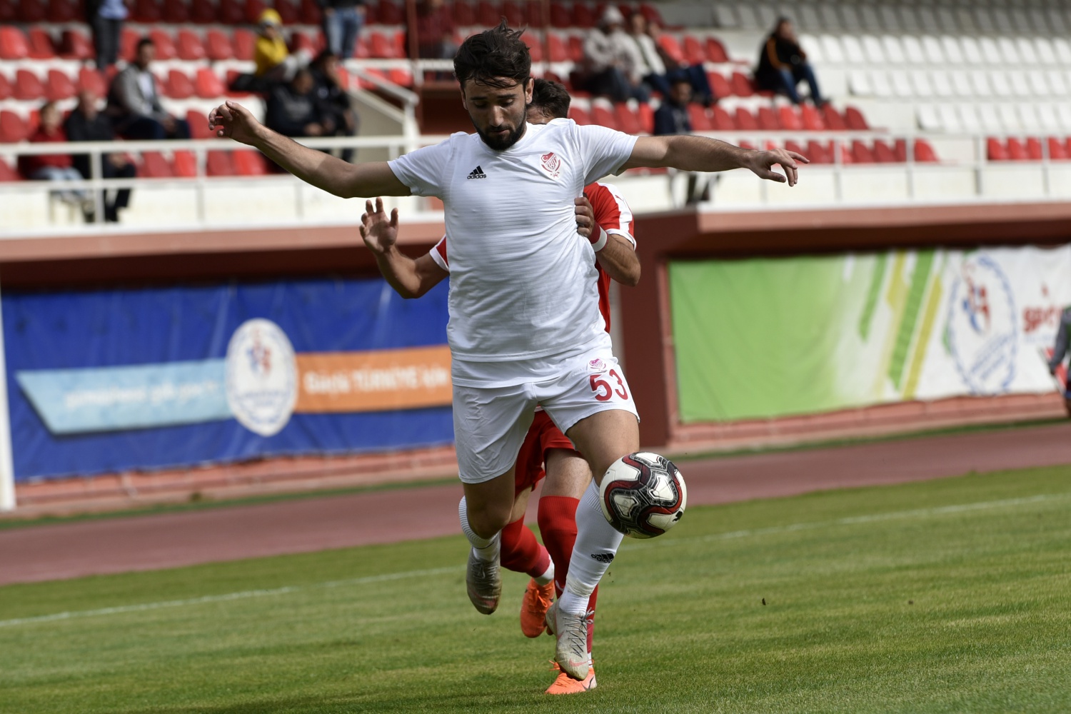 Gümüş evinde 1 puana razı oldu: 1-1 39