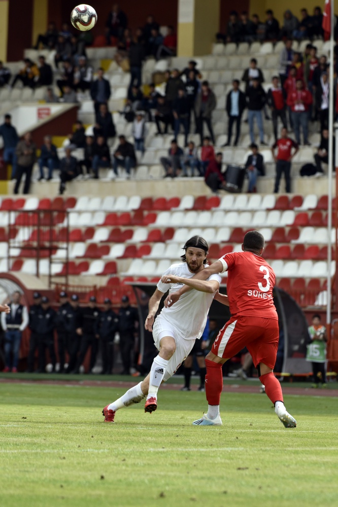 Gümüş evinde 1 puana razı oldu: 1-1 20