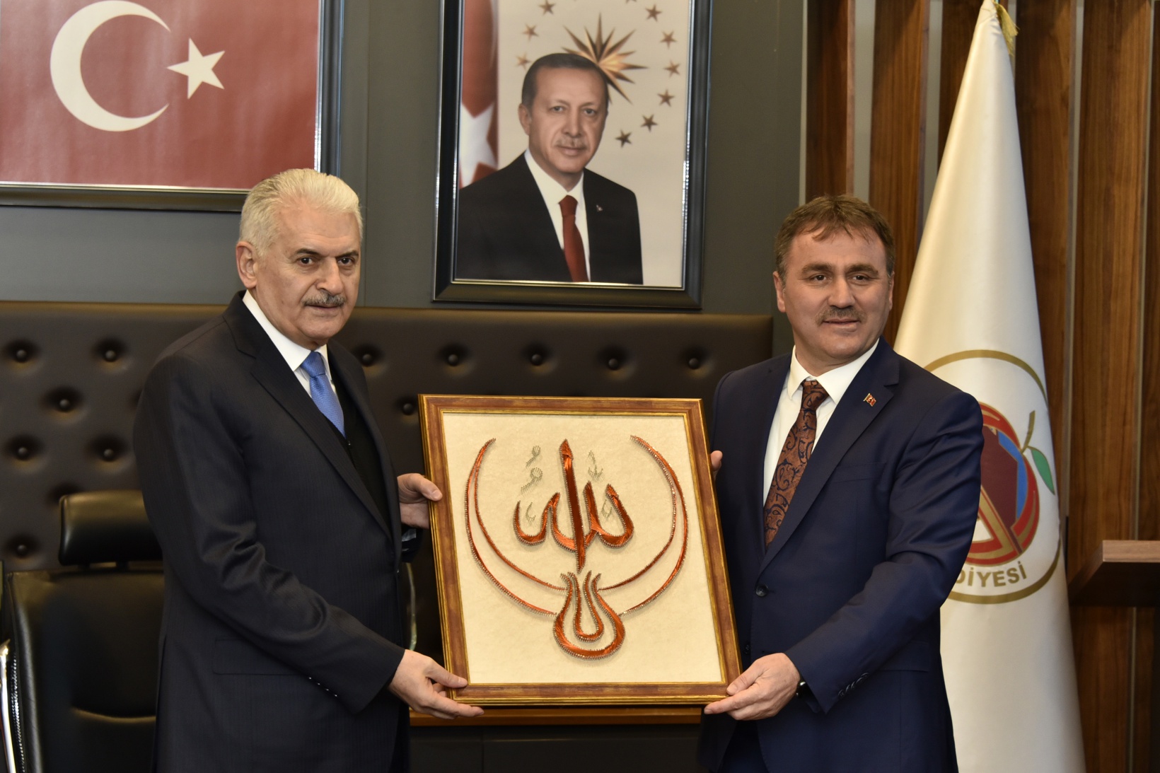 Binali Yıldırım’dan Gümüşhane’de çeşitli ziyaretler 30