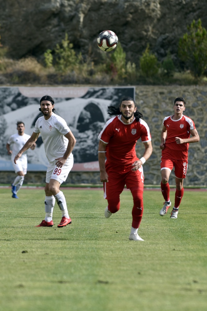 Gümüş evinde 1 puana razı oldu: 1-1 57