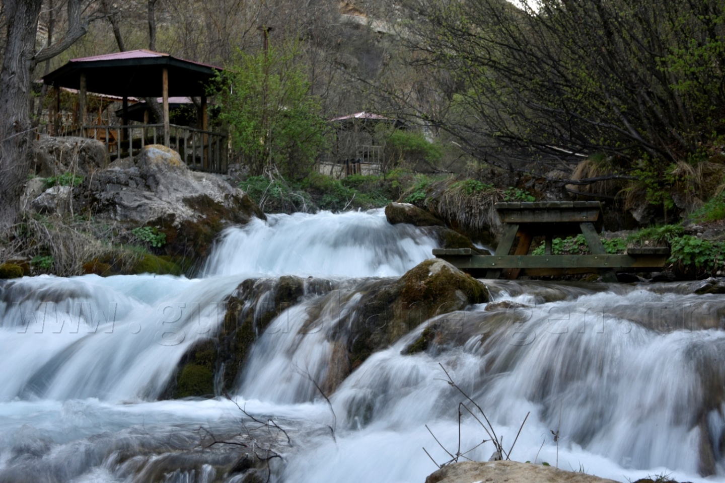 Tomara Şelalesi ziyaretçilerini bekliyor 2