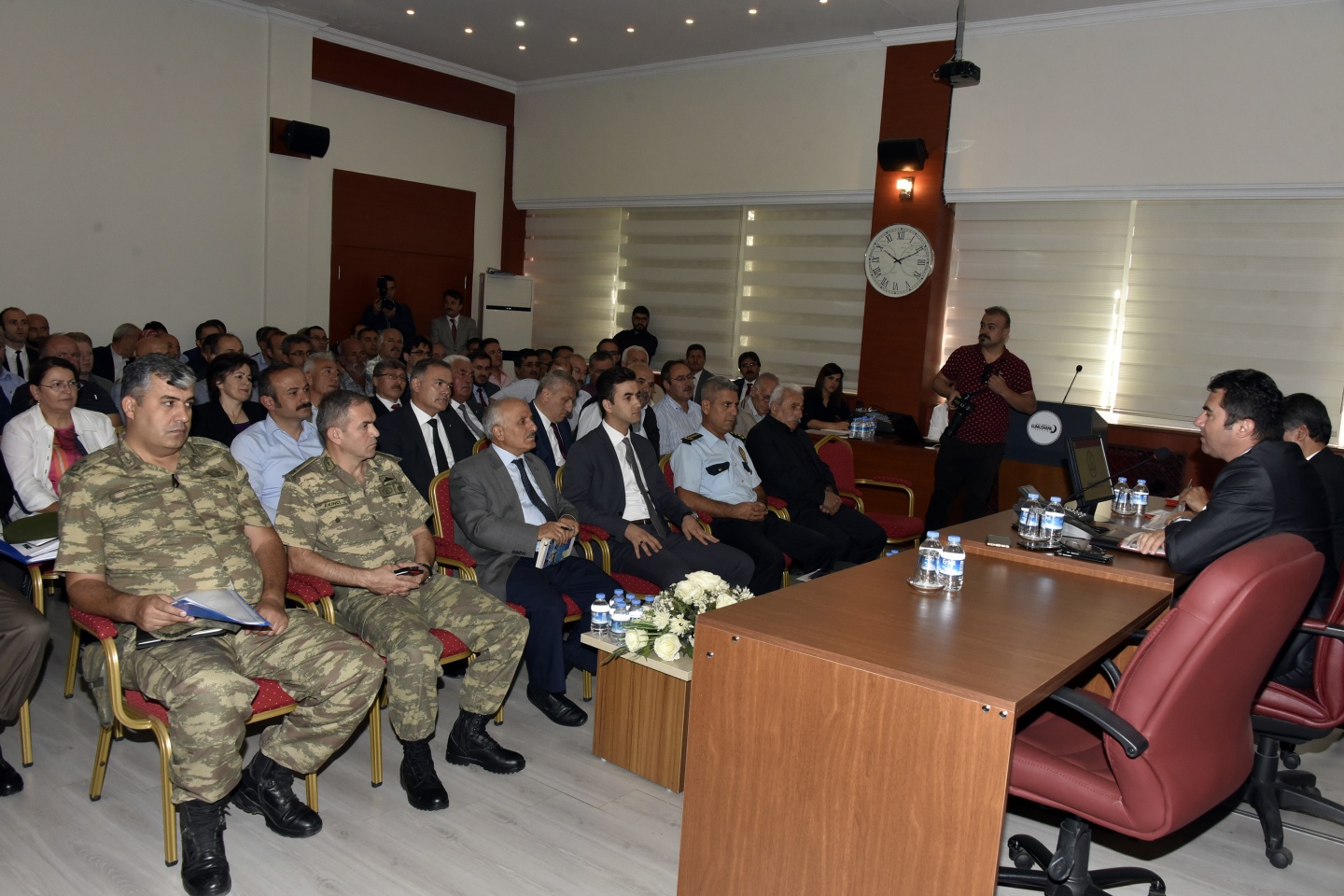 Gümüşhane’de eğitim güvenlik tedbirleri toplantısı yapıldı 2