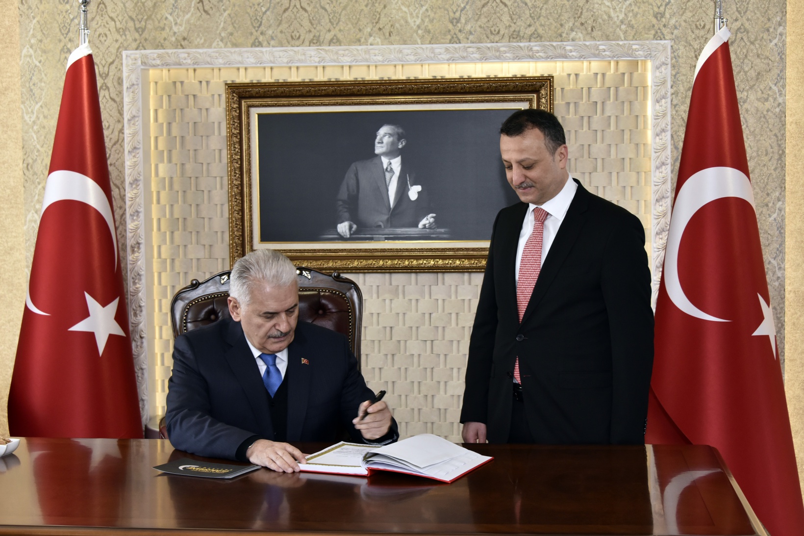 Binali Yıldırım’dan Gümüşhane’de çeşitli ziyaretler 19