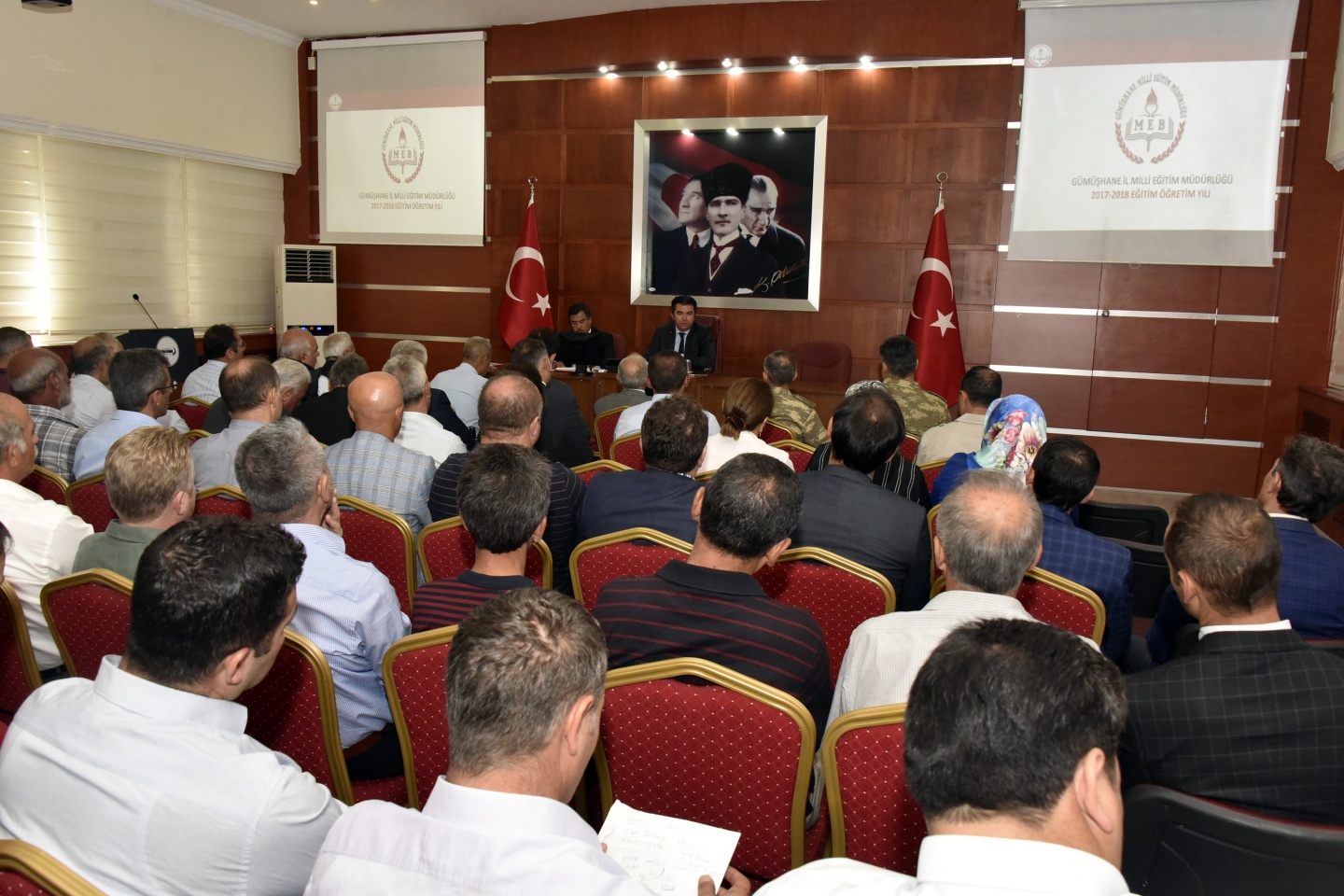 Gümüşhane’de eğitim güvenlik tedbirleri toplantısı yapıldı 4