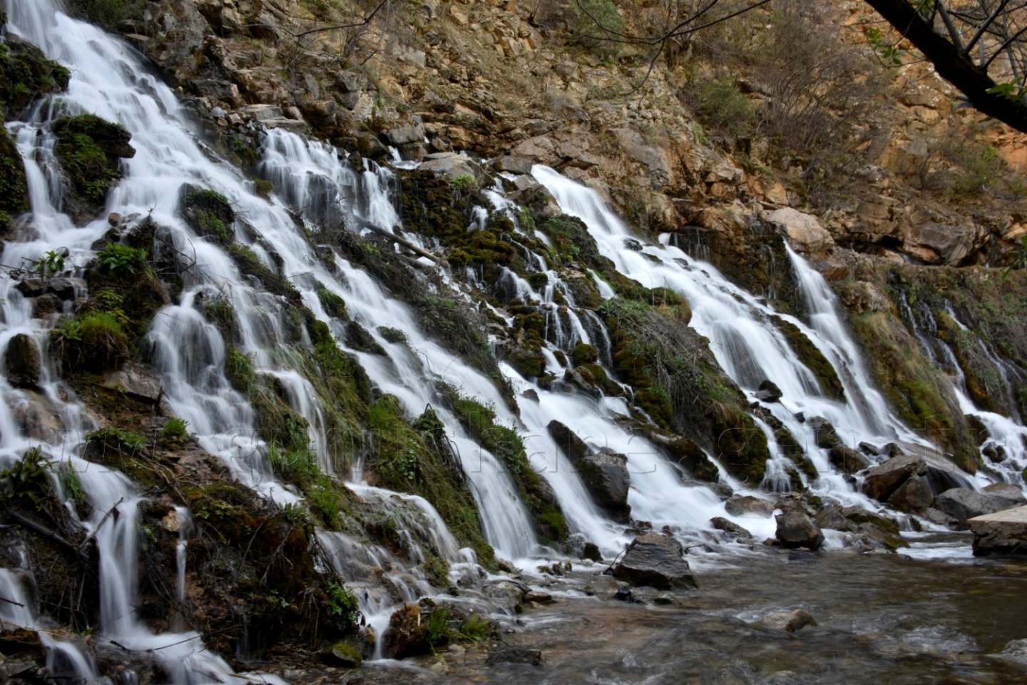 Tomara Şelalesi ziyaretçilerini bekliyor 8