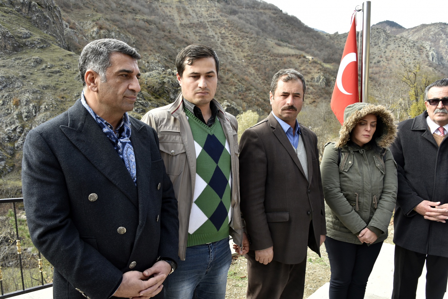 Şehit Öğretmen Necmettin Yılmaz’ın mezarına ziyaretçi akını 18