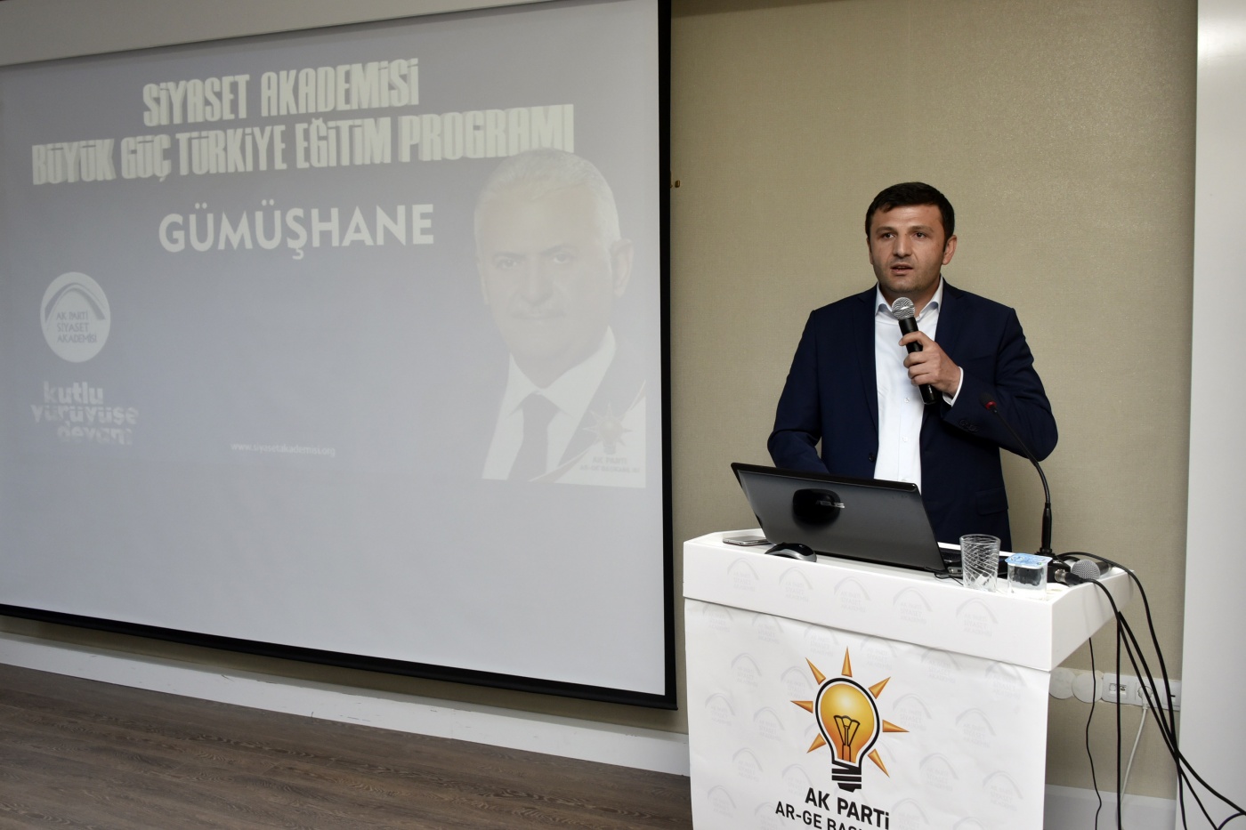 'Bu millete Nobel ödülünün verilmesi gerek' 1