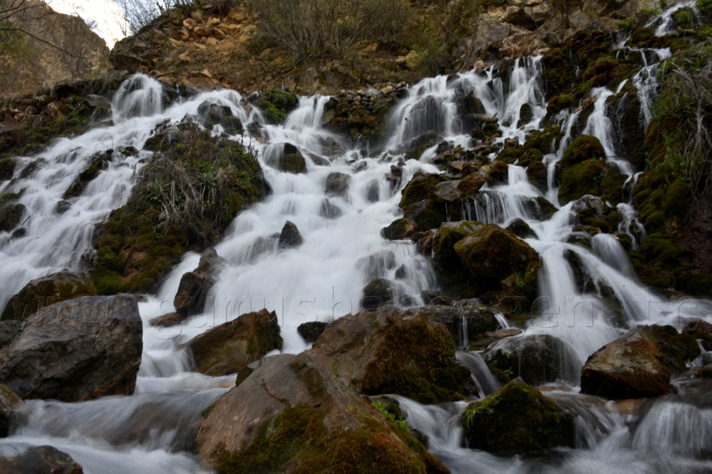 Tomara Şelalesi ziyaretçilerini bekliyor 15