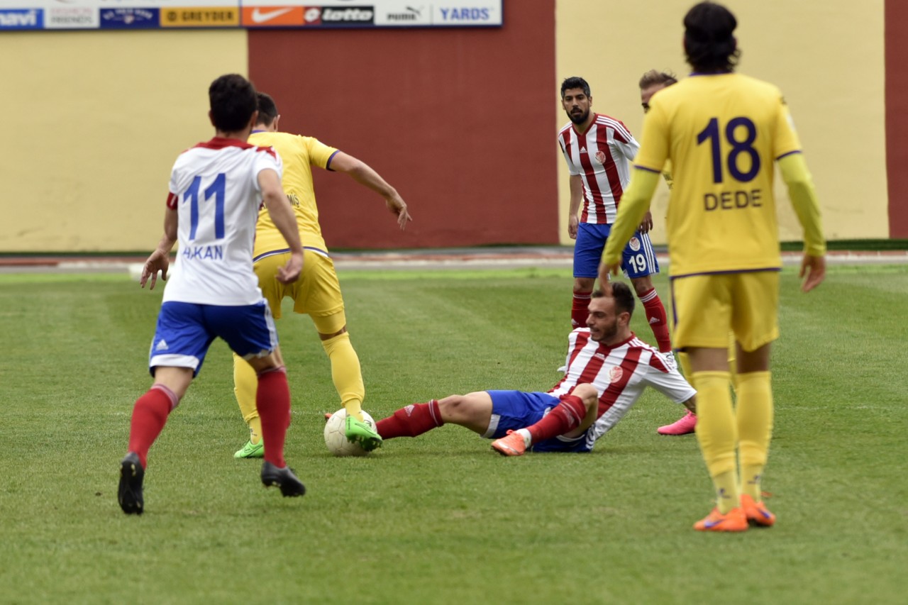 Gümüş, Eyüpspor'a acımadı: 2-0 2
