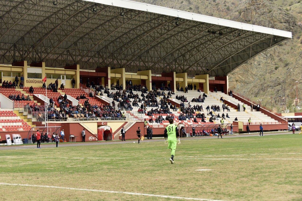 Gümüş, Eyüpspor'a acımadı: 2-0 3