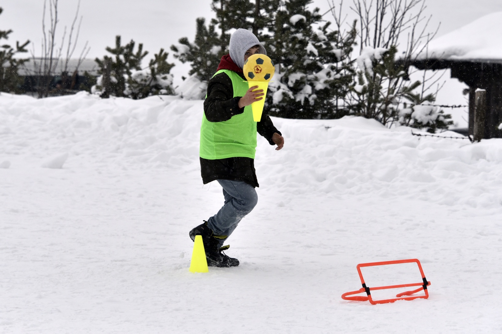 Zigana Dağında Kış Gençlik ve Spor Şenliği düzenlendi 8